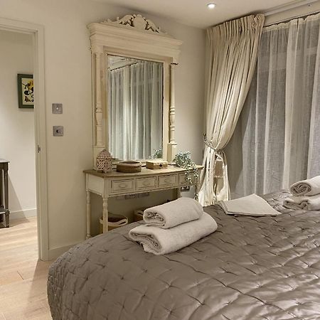 Apartamento Walcot Yard With Parking, Bath Keys Exterior foto