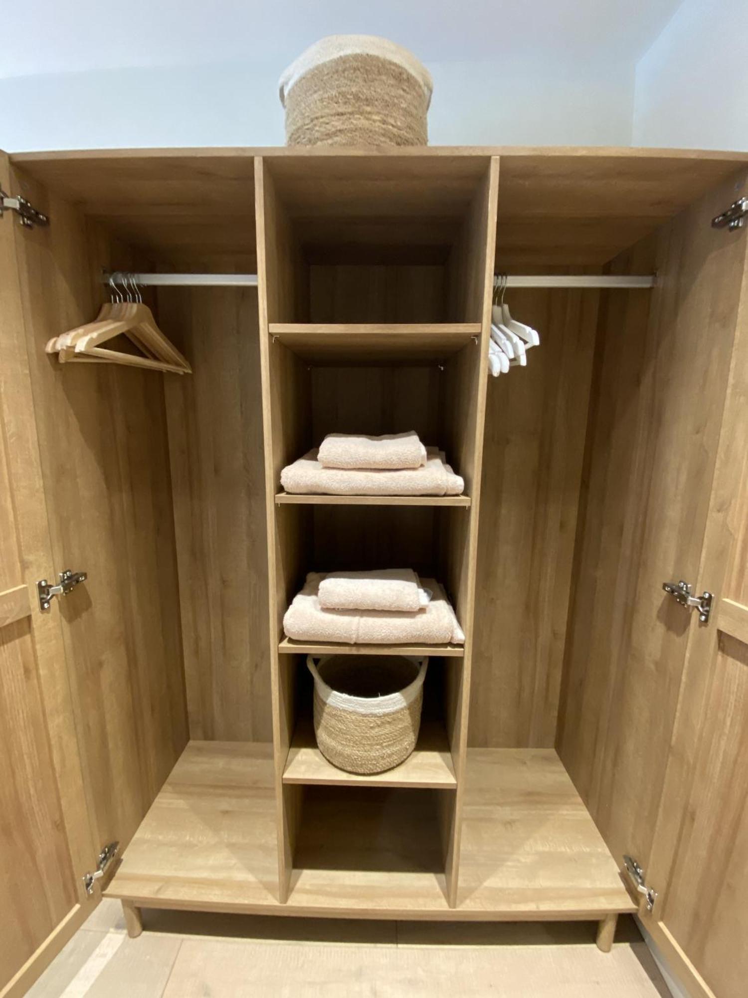 Apartamento Walcot Yard With Parking, Bath Keys Exterior foto