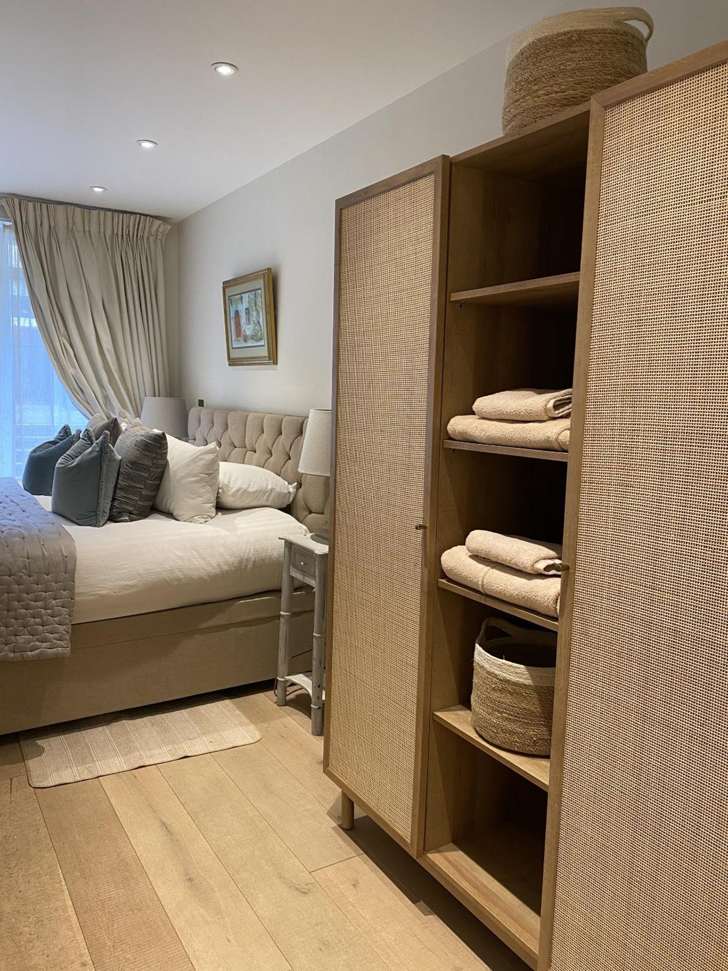 Apartamento Walcot Yard With Parking, Bath Keys Exterior foto