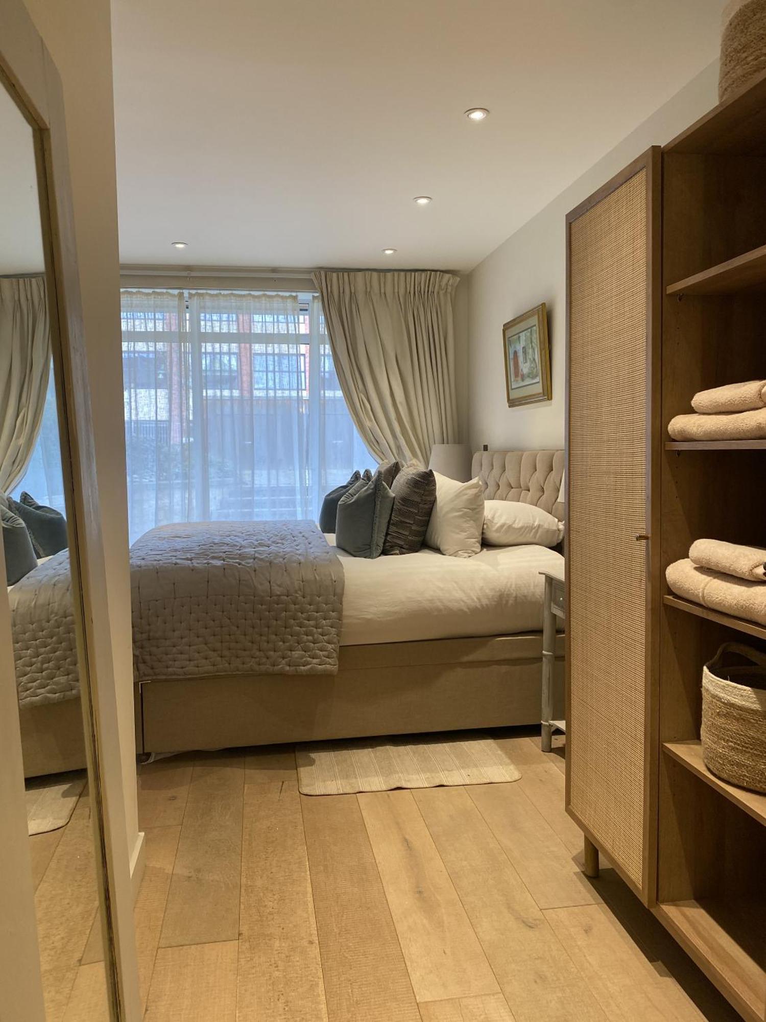 Apartamento Walcot Yard With Parking, Bath Keys Exterior foto