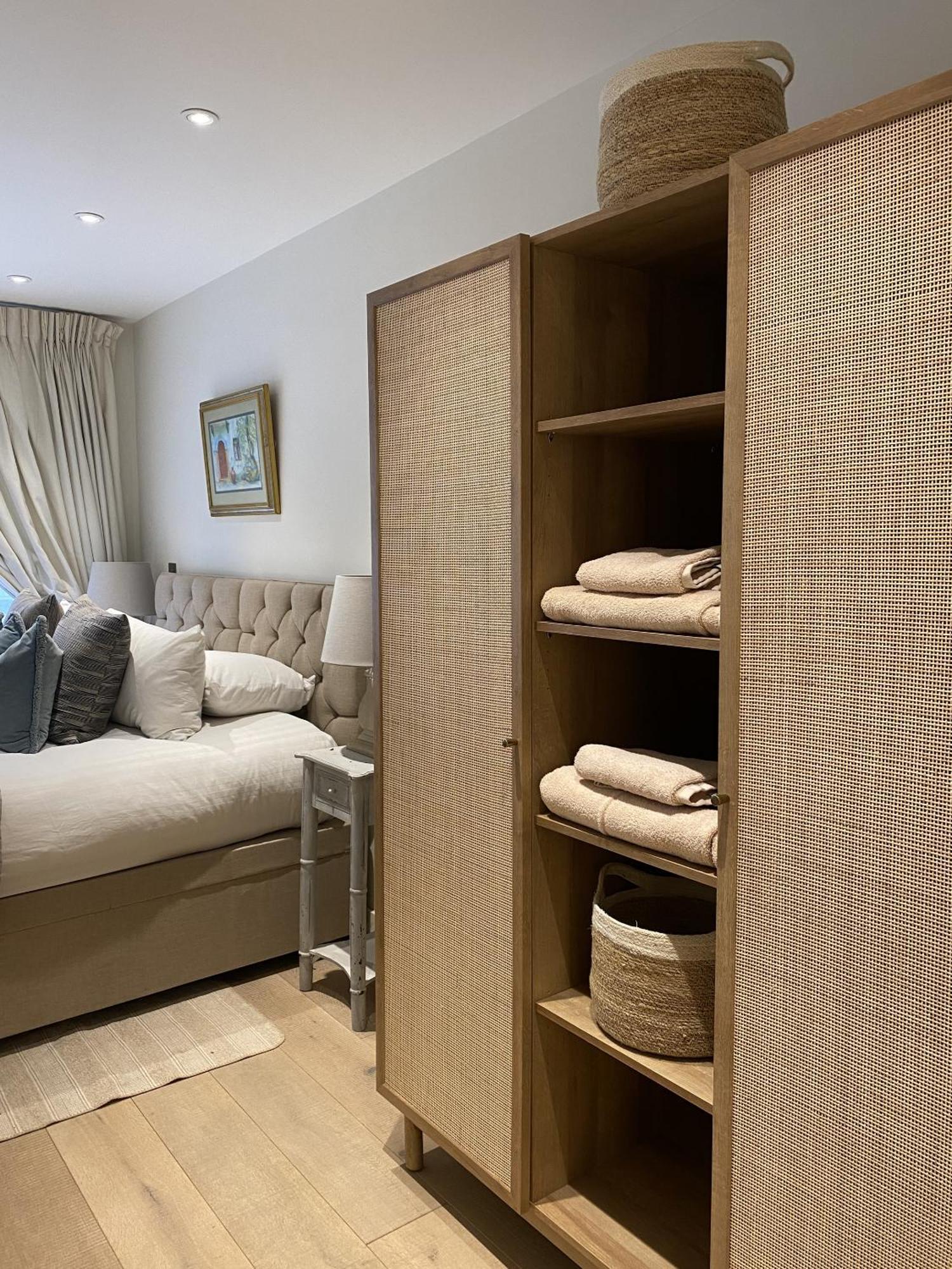 Apartamento Walcot Yard With Parking, Bath Keys Exterior foto
